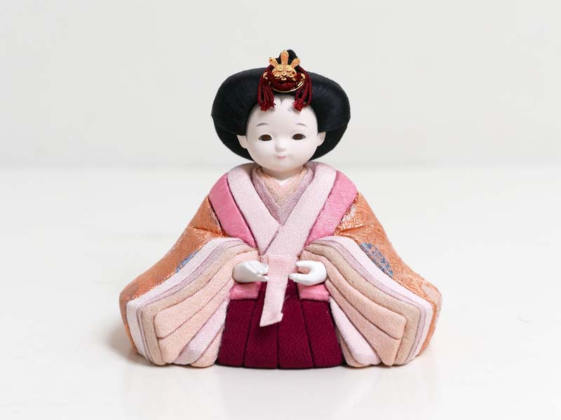 おさな童顔がかわいい桃花華紋衣装木目込み人形
