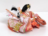 華やかな金彩桜衣装のコンパクト雛人形