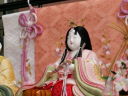 桜の刺繍が綺麗な桜色の木目込み雛人形親王飾り