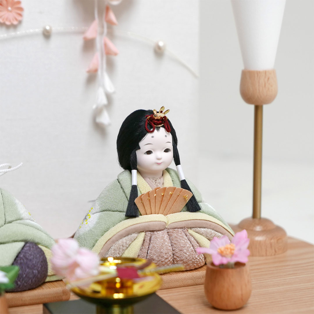 カモミール染衣装木目込み人形白桃木目台雛飾り