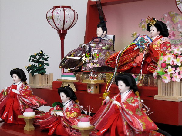 西陣織り桜柄で揃えた雛人形宝箱５人収納飾りの通販～選ばれるお