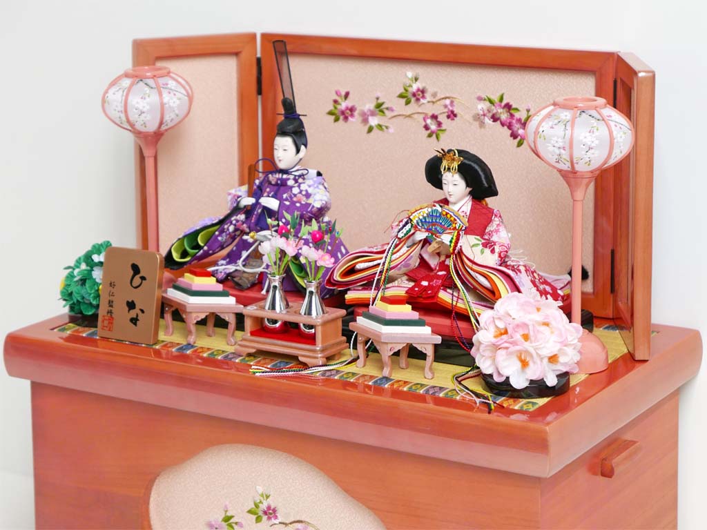 鮮やかな赤い友禅衣装雛人形桜花刺繍パールローズピンク収納飾り