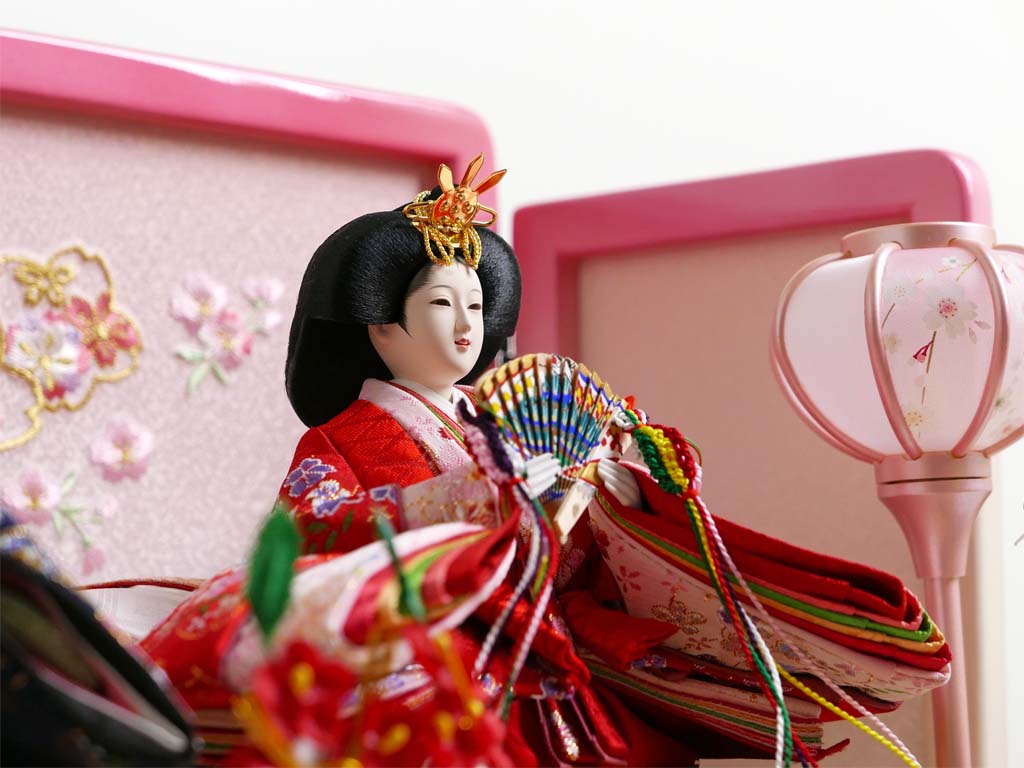 小桜金襴雛ホワイトピンクコンパクト収納飾り