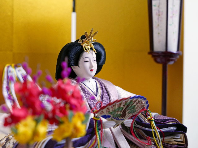 上品な紫のグラデーションと桜の刺繍が渋い雛人形京箔黒木目収納親王飾り