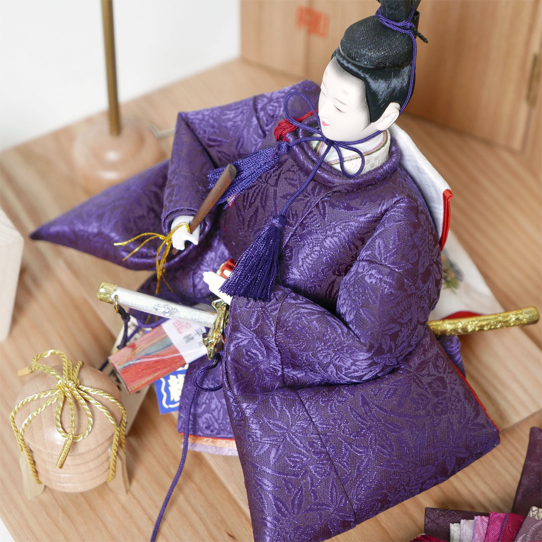望月龍翠作 えんじ色と濃紫の雛人形麻の葉模様タモ屏風親王飾り