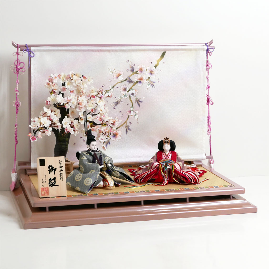 横山一彦作 龍村美術織物糸屋輪宝手衣装雛人形大桜几帳親王飾り