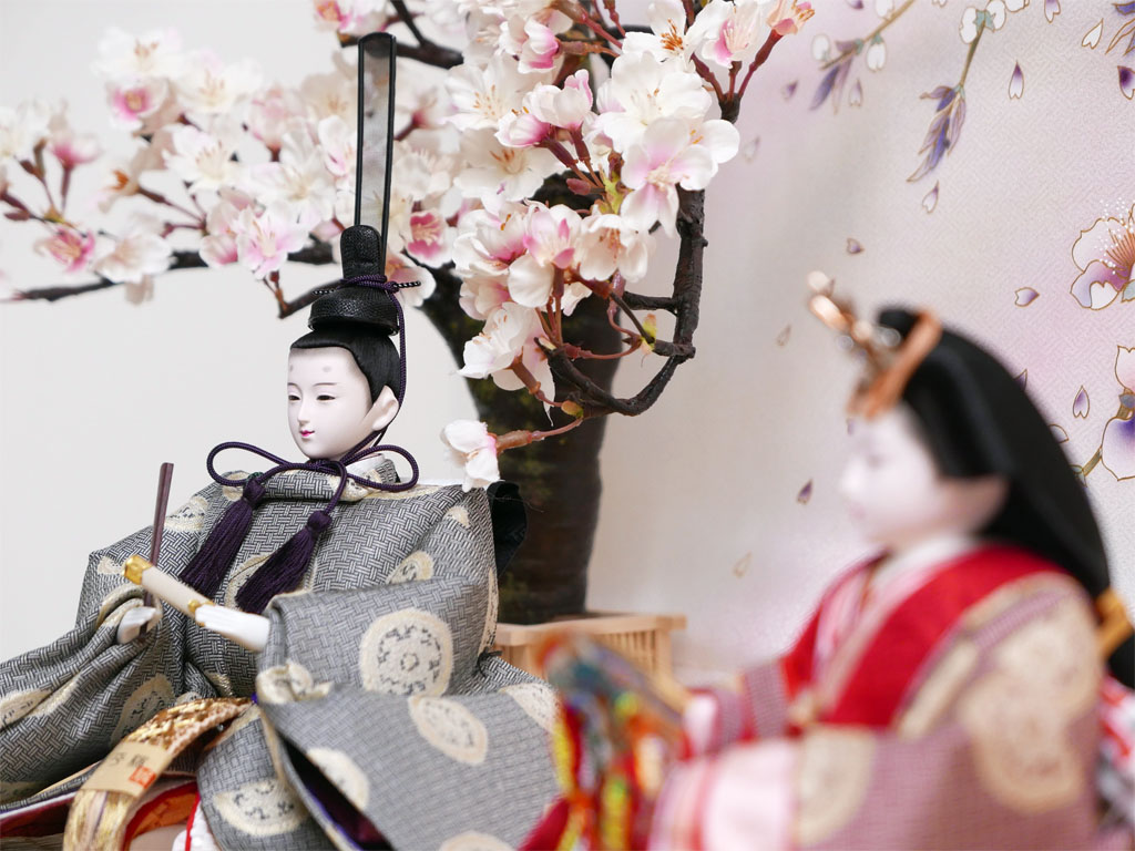 横山一彦作 龍村美術織物糸屋輪宝手衣装雛人形大桜几帳親王飾り