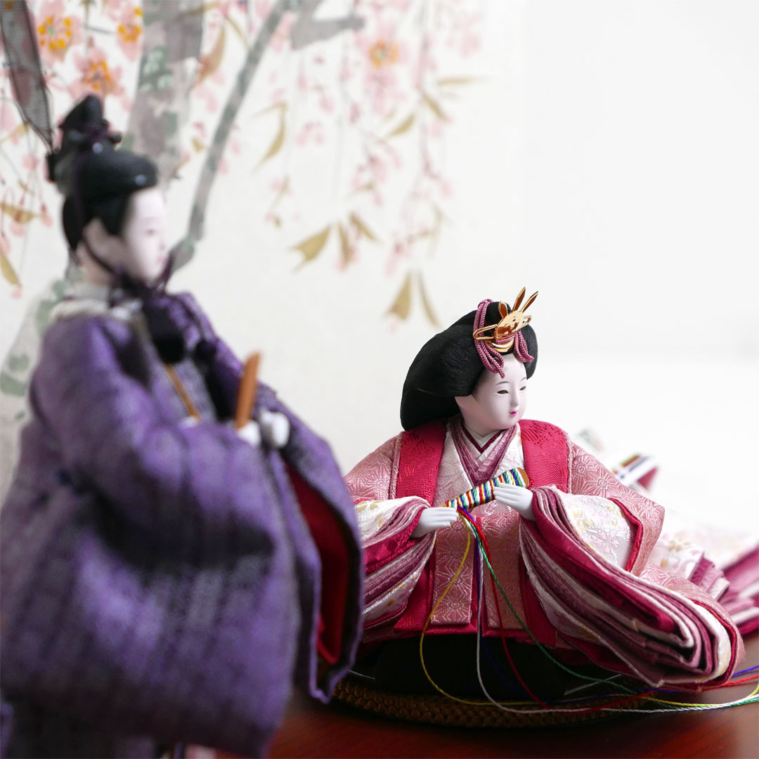 柴田家千代作 麻の葉文様衣装の雛人形手描きしだれ桜屏風親王飾り